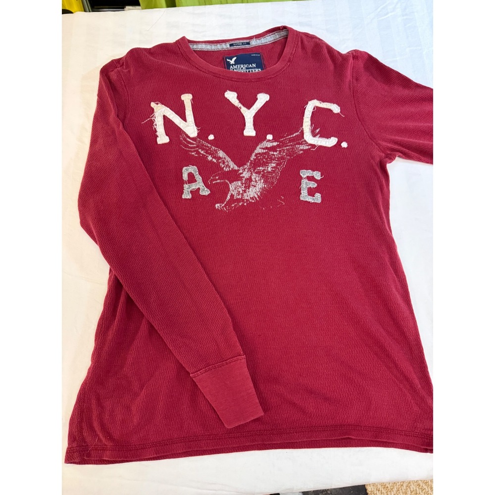 AEO Y2K VTG Mens M Red Waffle Knit NYC Eagle Graphic Long Sleeve Shirt